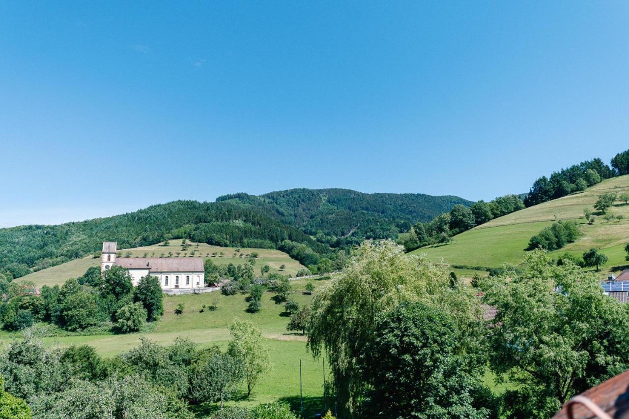 Rustikale 3 Zi.-Fewo Naehe Freiburg 70Qm Simonswald Exteriör bild